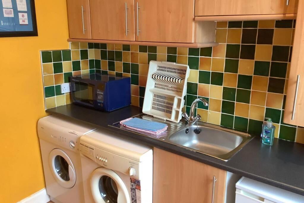 Ferry View Apartment Largs